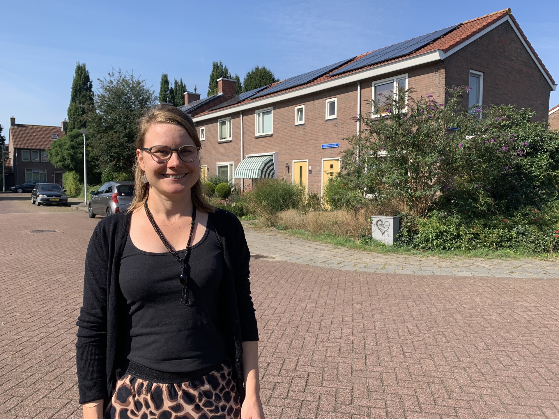 Milena Bij Zonnepanelen